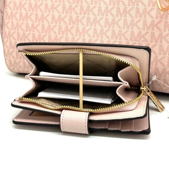 Michael Kors Large JST Chain Shoulder Bag & Bifold Zip Chain Wallet Powder - Picture 11 of 13